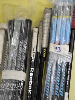 На сбор! Хоккеисты "Авангарда" перед отъездом в Фюссен