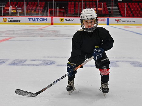 Тренировка воспитанников Хоккейной Академии «Авангард» 2019 года рождения на G-Drive Арене