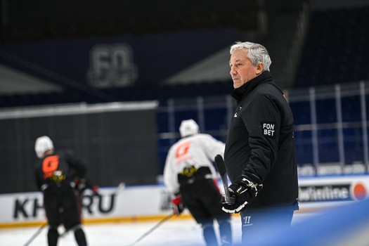 Тренировка «Авангарда» перед матчем в Новосибирске