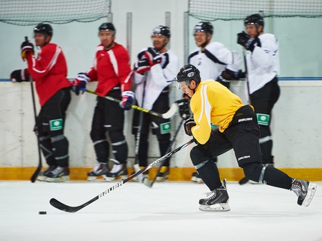 10.07.2015. Ледовая тренировка "Авангарда"