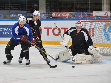 Тренировка "Авангарда" во Владивостоке