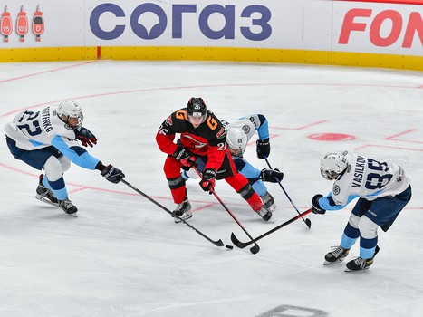 Первая официальная игра на G-Drive Арене: «Омские Ястребы» – «Сибирские Снайперы»