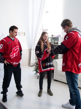 Новогоднее чудо: фотосессия с игроками