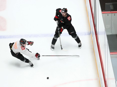 Тренировка «Авангарда» во время паузы в чемпионате