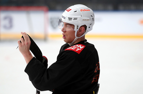 Всё ради хоккея | Дамир Шарипзянов и Боб Хартли перед «Локомотивом»