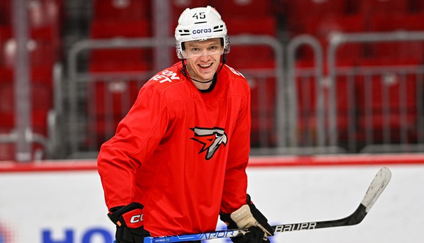 «ДЕТАЛИ ОЧЕНЬ ВАЖНЫ В ПЛЕЙ-ОФФ» | Валентин Пьянов перед «Трактором» (ВИДЕО)