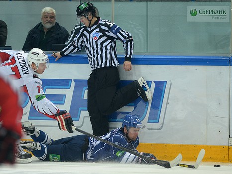 21.10.2013 "Амур" - "Авангард" 2:5