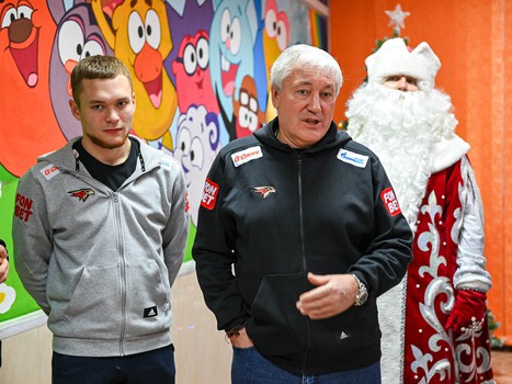 «Авангард» в гостях у детей из ОДКБ