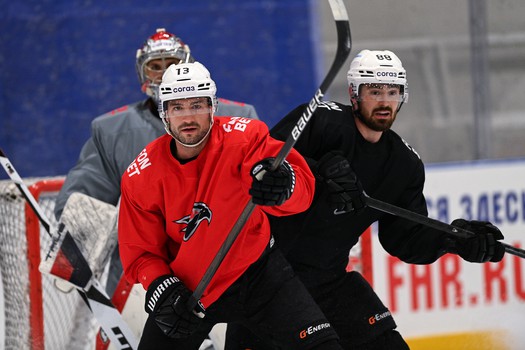 Тренировка «Авангарда» перед матчем в Новосибирске