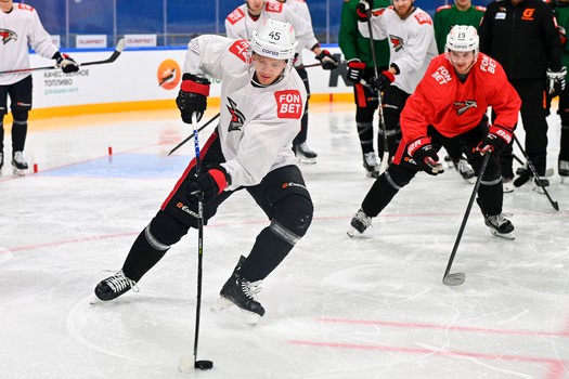 Раскатка «Авангарда» перед матчем в Тольятти