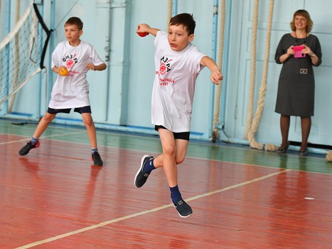 "Физ-ра с "Омскими Ястребами" в 26 гимназии