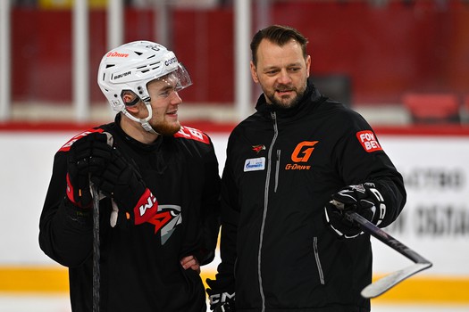 Тренировка «Авангарда» перед матчем в Екатеринбурге