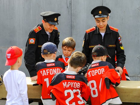 Экскурсия в Омский кадетский военный корпус для маленьких «ястребов»