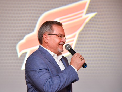 Благотворительный вечер для воспитанников хоккейной школы "Авангард"