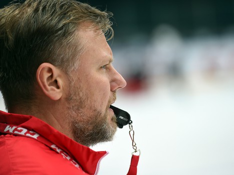 Тренировка "Авангарда" перед выездом в Астану