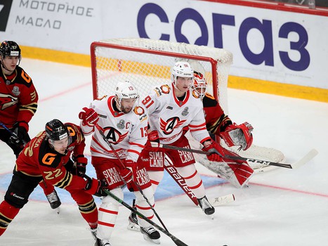 02.03.2021. 1/4 финала, 1 матч. «Авангард» - «Автомобилист» 3:0