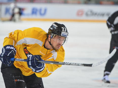 Открытая тренировка "Авангарда" для СМИ перед стартом плей-офф
