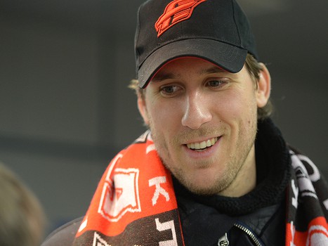 Первая тренировка Хенрика Карлссона в "Авангарде"