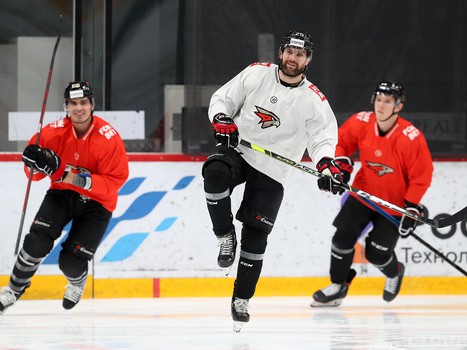 Первая тренировка «Авангарда» в новом сезоне