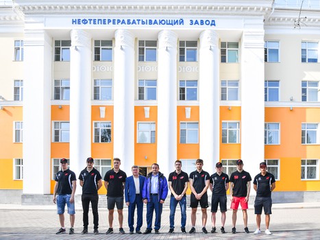 Экскурсия "Авангарда" на Омском нефтеперерабатывающем заводе