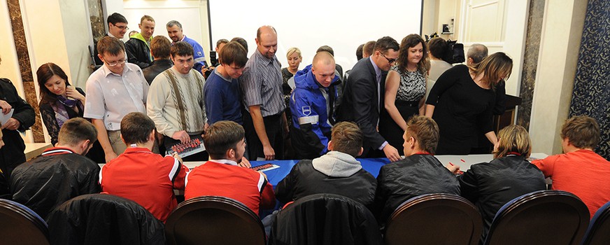 "Авангард" побывал с экскурсией на омском нефтезаводе