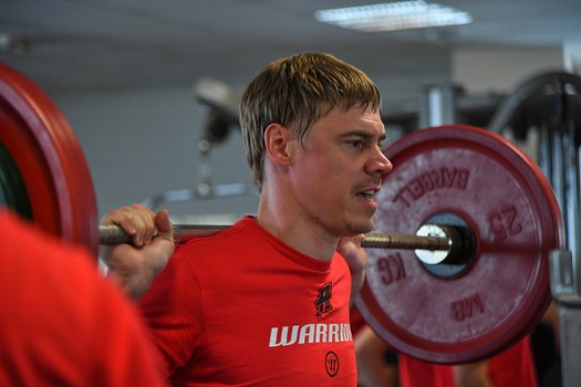 Хоккеисты "Авангарда" проходят тестирование