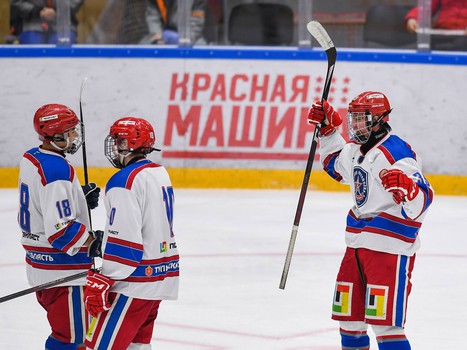 Пятый игровой день финала Первенства ЮХЛ в Омске