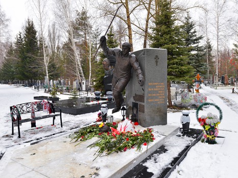 "Праздник для города, праздник для нас!" Легенды "Авангарда" перед матчем Звезд