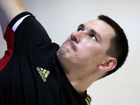 «Авангард» продолжает тренировки