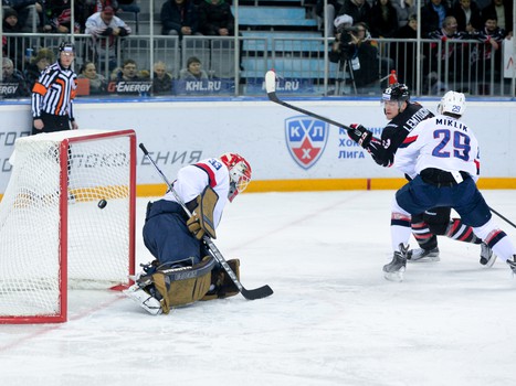 05.12.2015. "Авангард" - "Слован" 5:3