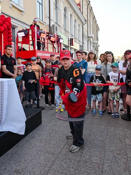 Первая вечеринка Буэнос Летос: Луи Робитайл