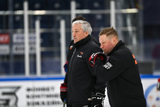 Тренировка «Авангарда» перед матчем в Новосибирске