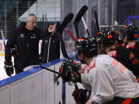 Тренировка «Авангарда» перед стартом турнира в Санкт-Петербурге