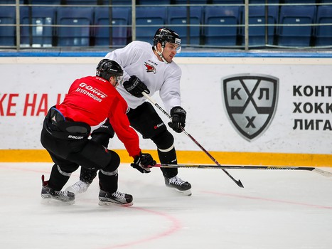 Открытая тренировка «Авангарда» для СМИ