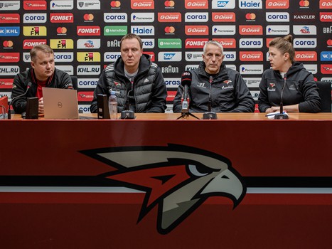 Открытая тренировка «Авангарда» и пресс-конференция перед стартом сезона