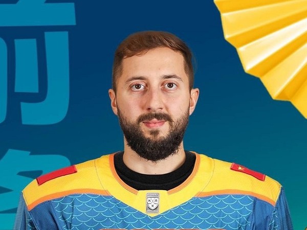 «Шанхайские Драконы» подписали Рассказова, Крощинский вернулся в «Нефтехимик»