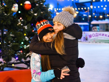 Выходные с «Авангардом» на городском катке на Бударина