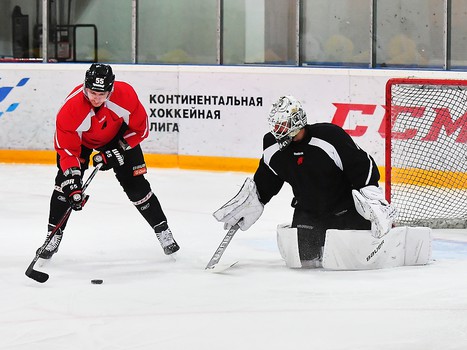 Тренировка "Авангарда" в Омске