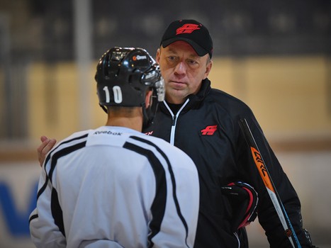 Раскатка "Авангарда" перед товарищеской игрой с "Витязем"