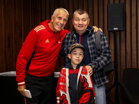 «Авангард» - «Нефтехимик» 5:1. Вокруг матча