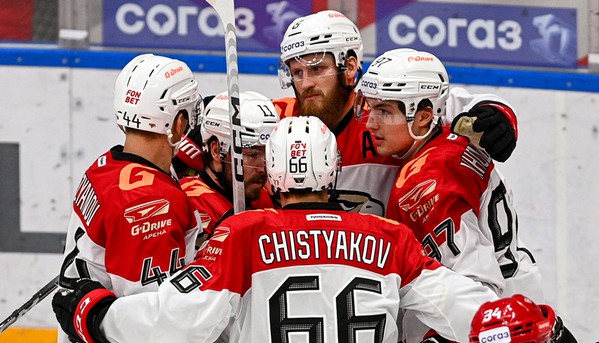 Два гола за 17 секунд принесли седьмую победу подряд! «Авангард» переиграл «Спартак»