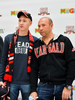 Открытие Fan Store в МЕГЕ