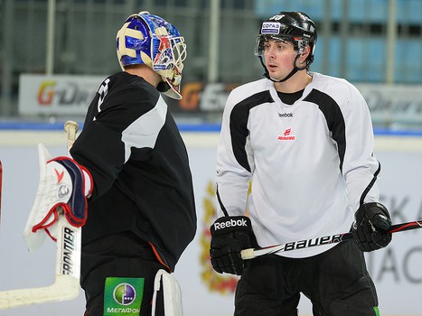 Раскатка "Авангарда" перед матчем с "Нефтехимиком" 1 ноября 2013