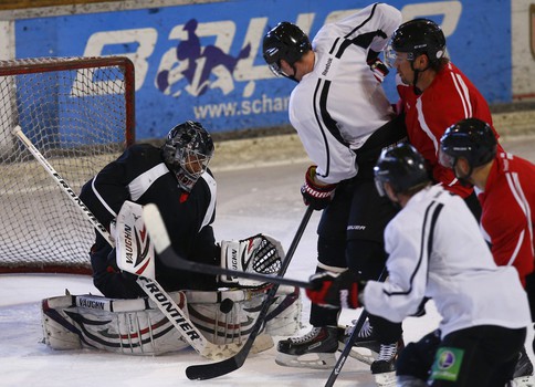 Раскатка перед первым матчем межсезонья в Фюссене