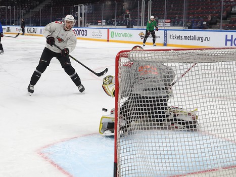 Тренировка «Авангарда» перед четвёртым матчем серии с «Металлургом»