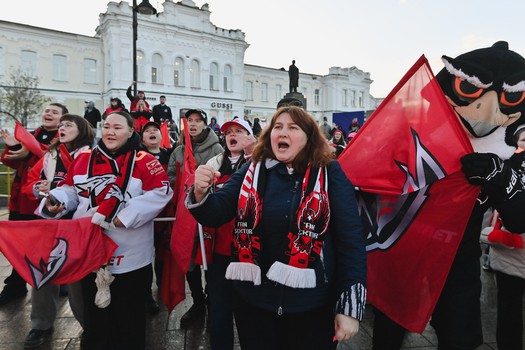 Фан-зона «Авангарда» на Пешеходном Любинском
