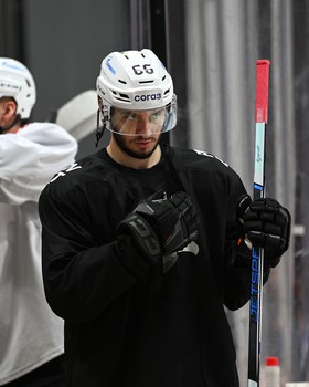 Раскатка «Авангарда» перед матчем в Челябинске