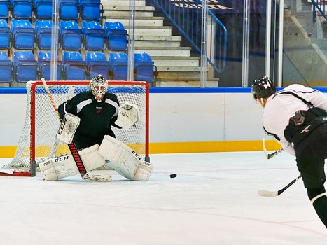 Первая тренировка "Авангарда" на сборе в Финляндии