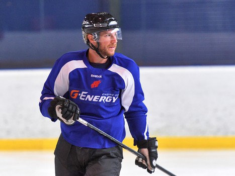 Перед игрой с "Пиратами". Тренировка на льду