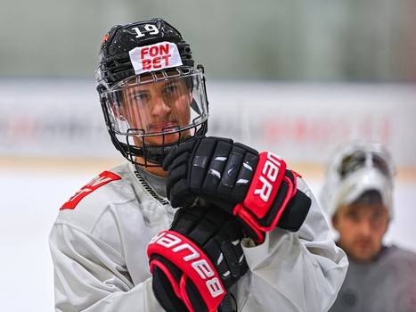 Тренировка «Авангарда» в ДХЦ